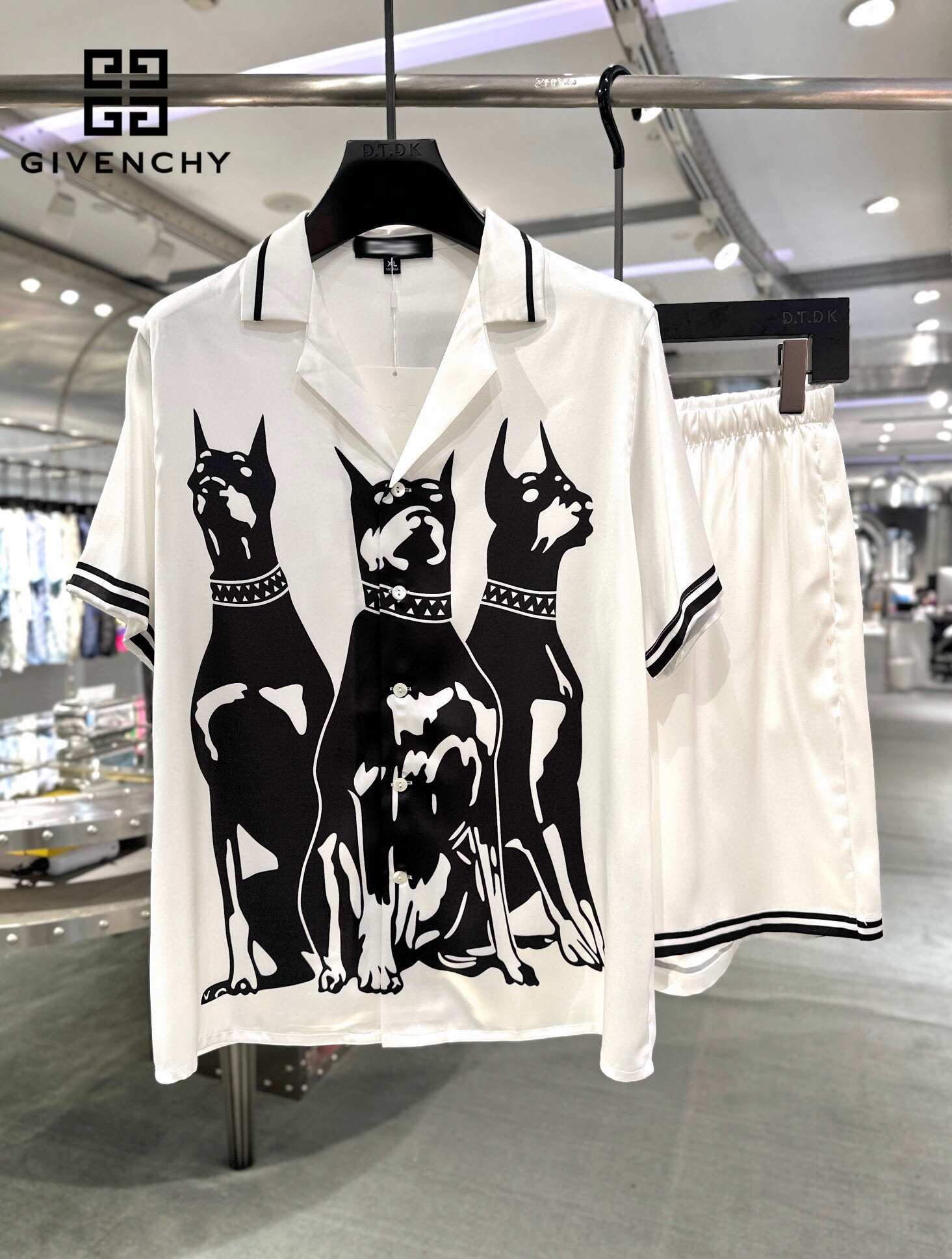 Givenchy Short Suits